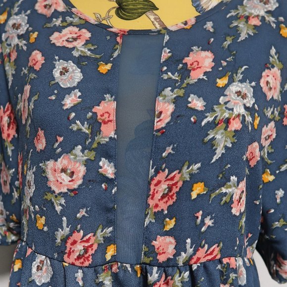 Bobeau Floral Peplum Cold Shoulder Blouse Small - Picture 5 of 8